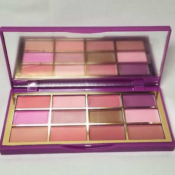 Cheeky Rose Beauty - Thumbnail: Glossy Baby Lip Gloss Palette - Picture 1 of 8